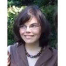 Dr. Anne MacDonnell: Ausbildung und Berufserfahrung