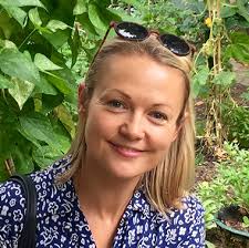 Kristine Howard: Lessons in Leadership, Making Your Own Luck, and Retiring  Early