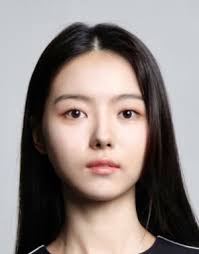 Im Na Young (임나영)