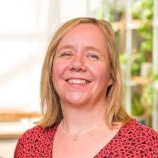 Suzanne Bourne's Instagram, Twitter & Facebook