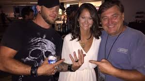 Country Countdown Usa Brantley Gilbert Cried Like A Baby At His Wedding Brantley Gilbert Cry Like A Baby Brantley Gilbert Wedding