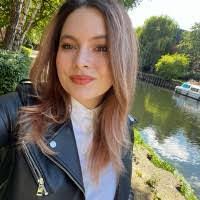 Bianca Hampton's Instagram, Twitter & Facebook