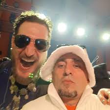 De vacaciones con la family con los cachorros a todos nos encantan los  animales los amamos y estamos muy contentos los felicito al país de chile  por tener un zoo por Mantener