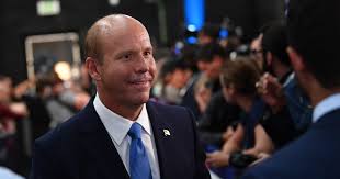 The idea got going with an article by milton friedman in the new york times in 1970. John Delaney Won T Be President But His Health Care Proposal Is Worth A Look Reason Com