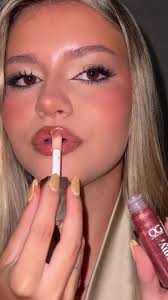 El gloss más hermoso para tus labios