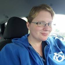 Candice Larkin's Instagram, Twitter & Facebook