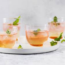Like lillet blanc, the main grape variety in lillet rosé is sémillon. Lillet Rose Cocktail Getranke Coop Ch