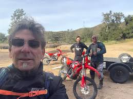 Happy Thanksgiving everyone! I am so thankful for all of my HOG family. I  am especially thankful for the love and support of my beautiful wife who  allows my obsession with these