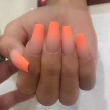 Hier finden sie alles, was sie für eine gelungene acryl nagelmodellage benötigen! All Powder Not Polish Love How They Look Matte Ombre Neon Acrylicnails Ombre Acrylic Nails Acrylic Nails Cute Nails
