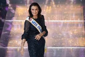 Au point de dire à miss réunion, morgane lebon qu'elle ne voulait pas gagner ! Concours Miss France 2021 Est Amandine Petit Miss Normandie Revivez La Soiree D Election