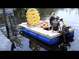 My 200 Homemade Pontoon Boat 55 Gallon Drums Youtube Boatingideas Veste En Cuir Pour Homme Ponton Quai
