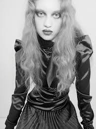 Name a more Iconic Duo. We'll wait. Complex x Joan Studios 👯 Production  Company: JOAN Studios CEO: Lisa Clunie CCO: Jaime Robinson CFO: Renee  Jennings Managing Director: Cheri Anderson Executive Producer: Shami