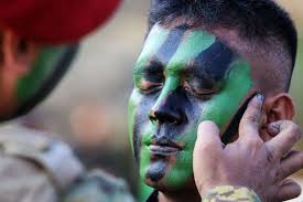Oct 08, 2017 · terbagi dalam tni ad, tni al dan tni au, sekilas setiap satuan memiliki artibrut yang memang tak jauh berbeda. Mengenal 6 Pasukan Elite Dalam Jajaran Tni Halaman All Kompas Com