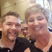 Jennifer Rowlett's Instagram, Twitter & Facebook