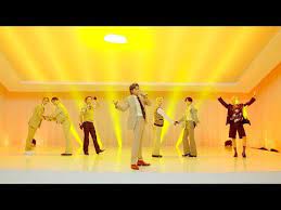 6月12日 (土） bts stage clip (let us shine once again) 6月13日 (日） 아미만물상점 アミよろず屋. Bangtantv é˜²å¼¾å°'å¹´å›£ ãƒã‚¿ãƒ¼ éŸ³æ¥½ã®æ—¥ 030721 K Pop Wacoca Japan People Life Style