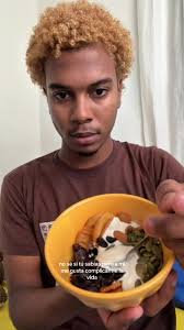 El yogurt muy bueno pero hacerlo me estresó esta vez, mejor compren su  yogurt