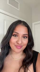 Karina Olvera's Instagram, Twitter & Facebook