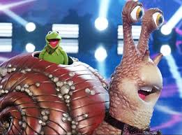 The masked singer panelists and virtual audience members sent home the first season 5 why kermit chose to be themasked singer's snail: 5sfrbbecices7m