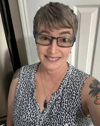 Come and join me in this magical space called the Acorn and make a  connection and learn about how to future proof your hormonal health 🩵