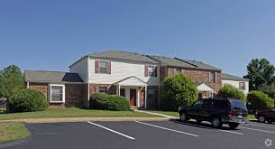 I had their pulled pork with fried okra and baked beans. Chester Townhomes For Rent In Chester Va Forrent Com