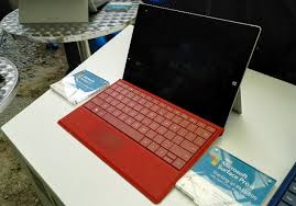 The surface pro 4 was announced on october 6, 2015 alongside the surface book. Microsoft Surface Pro 4 Specification Technave