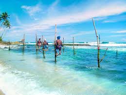 Hikkaduwa Beach Photo Credit: https://www.sakulankatours.com