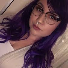 Amber Giddens's Instagram, Twitter & Facebook