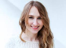 • guldbaggegalan, 2021 (svt) • kickoffer, julfester och prisutdelningar för bland annat chefgalan/chefdagen, arlanda, blocket, svensk dagligvaruhandel, bonnier news. Amanda Adolfssons Nelly Rapp Vann Priser Pa Guldbaggegalan Oskarshamns Nytt