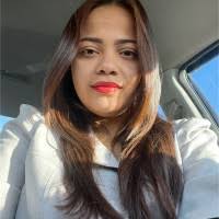 7 "Divina Arias" profiles