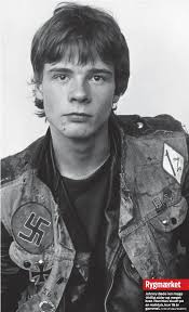 FRA BARN TIL BULLSHIT- ROCKER