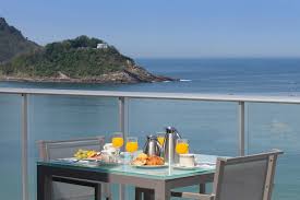 Hotel De Londres Y De Inglaterra San Sebastian Spain Habitaciones Atico Hotel De Londres Y De Inglaterra Http Www Hlondres Com Es Alojamiento Atico Terrace Hotel Hotel Spain Honeymoon