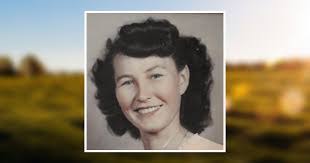 Avery Frank's Instagram, Twitter & Facebook