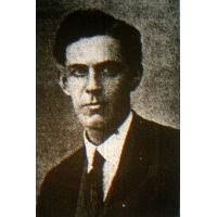 Ernest Barr's Instagram, Twitter & Facebook