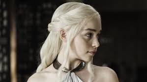 Weiss et david benioff avec kit harington (jon snow), emilia clarke (daenerys targaryen). Game Of Thrones Hairstyles And How To Pull Them Off