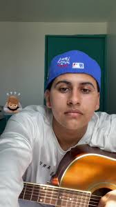 Acordes 3 Botellas Junior H