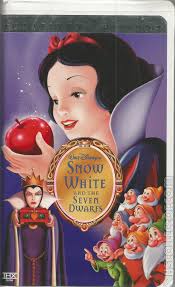 Watch snow white and the seven dwarfs (1937) full episodes online free watchcartoononline. Snow White And The Seven Dwarves Platinum Edition Vhscollector Com