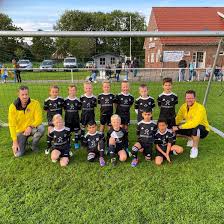 Informationen an targobank in emden, niedersachsen, 53.3666, 7.20198, große straße in der targobank filiale emden finden sie kompetente beratung zu konten. Sus Emden 1919 E V Emden Sports Club Facebook