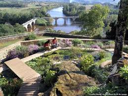 Les Beaux Jardins Du Perigord Beaux Jardins Jardins Et Jardin Belvedere