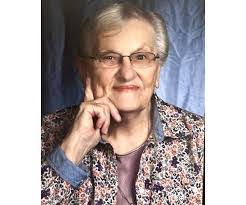 Inez Hanson's Instagram, Twitter & Facebook