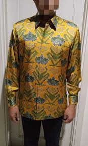 Jadilah yang pertama memberikan ulasan kain batik semi sutra halus batalkan balasan. Kemeja Batik Tulis Sutera 5 Hbdcarousell Fesyen Pria Pakaian Atasan Di Carousell