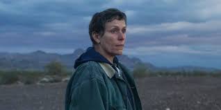 Après avoir tout perdu pendant la grande récession, une sexagénaire se lance dans un voyage à travers l'ouest américain, vivant comme un nomade des temps modernes. How To Watch Nomadland Streaming Cinemablend