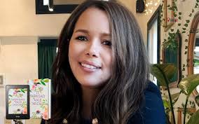 Tu dignidad vale mucho”, la nueva obra de la escritora Ada K. Soler