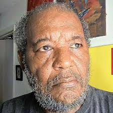 Kenneth Roy's Instagram, Twitter & Facebook