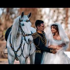 Они познакомились на съемках сериала «сеть». Anastasiya Makeeva Predlagaet Uvazhayushim Sebya Izdaniyam Kupit Foto I Video S Eyo Svadby Lajfstajl 31 Maya 2021 Kino Teatr Ru