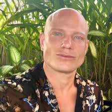 Thomas A Fletcher (@thomas.a.fletcher)