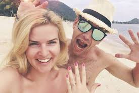 10 kilo nahoře a komplikace se svatbou! Zasnoubena A Tehotna Nikol Stibrova Kdo Prosel Jeji Posteli Pro Zeny Blesk Cz