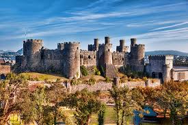 It is bordered by england to the east, the irish sea to the north and west. Wales Sehenswurdigkeiten Natur Im Land Entdecken
