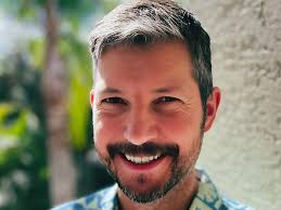 How a Marketing Automation Expert Uses AI To Maximize Productivity and  Earnings