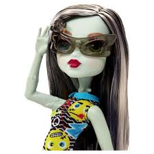 Frankie stein, clawdeen wolf , lagoona blue, te invita sa te joci alaturi de noi cele mai frumoase jocuri cu monster poti sa folosesti plansele de colorat si sa colorezi papusile monster high. Papusa Monster High Frankie Stein Emoji Multicolor Emag Ro