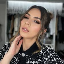 Debora Castro (@deboracasttro1) • Threads, Say more